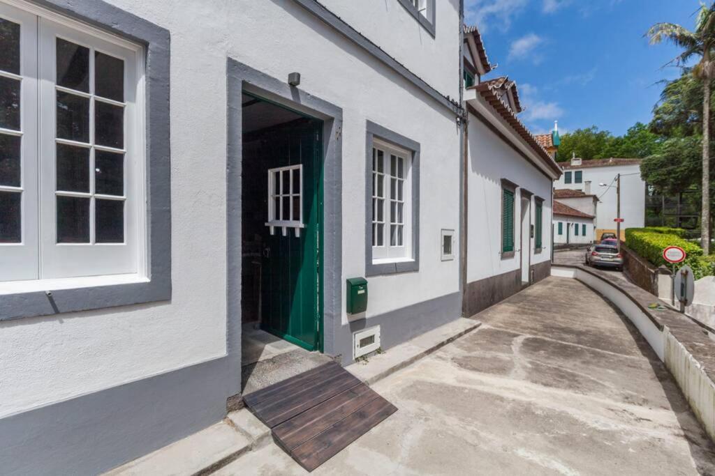 Moradia No Largo Villa Furnas  Exterior photo